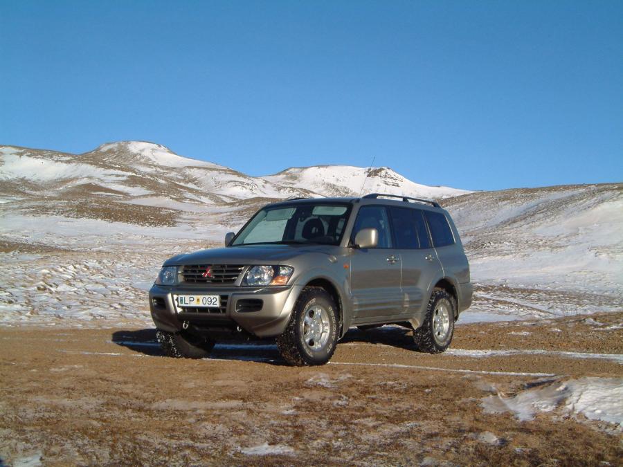  Mitsubishi Pajero 5-Door III 1999 года  (фото 3 из 23)